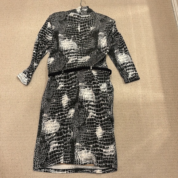 Catherine Malandrino snake print black and white belted dress - Picture 6 of 6